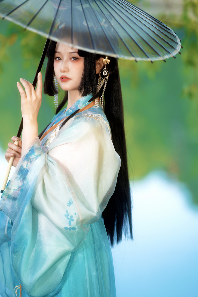 度华年 封面