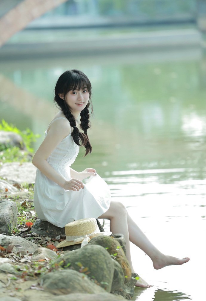 春光乍泄